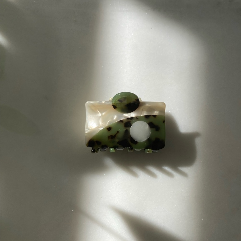 Yin yang hair clip - Picture 10 of 10